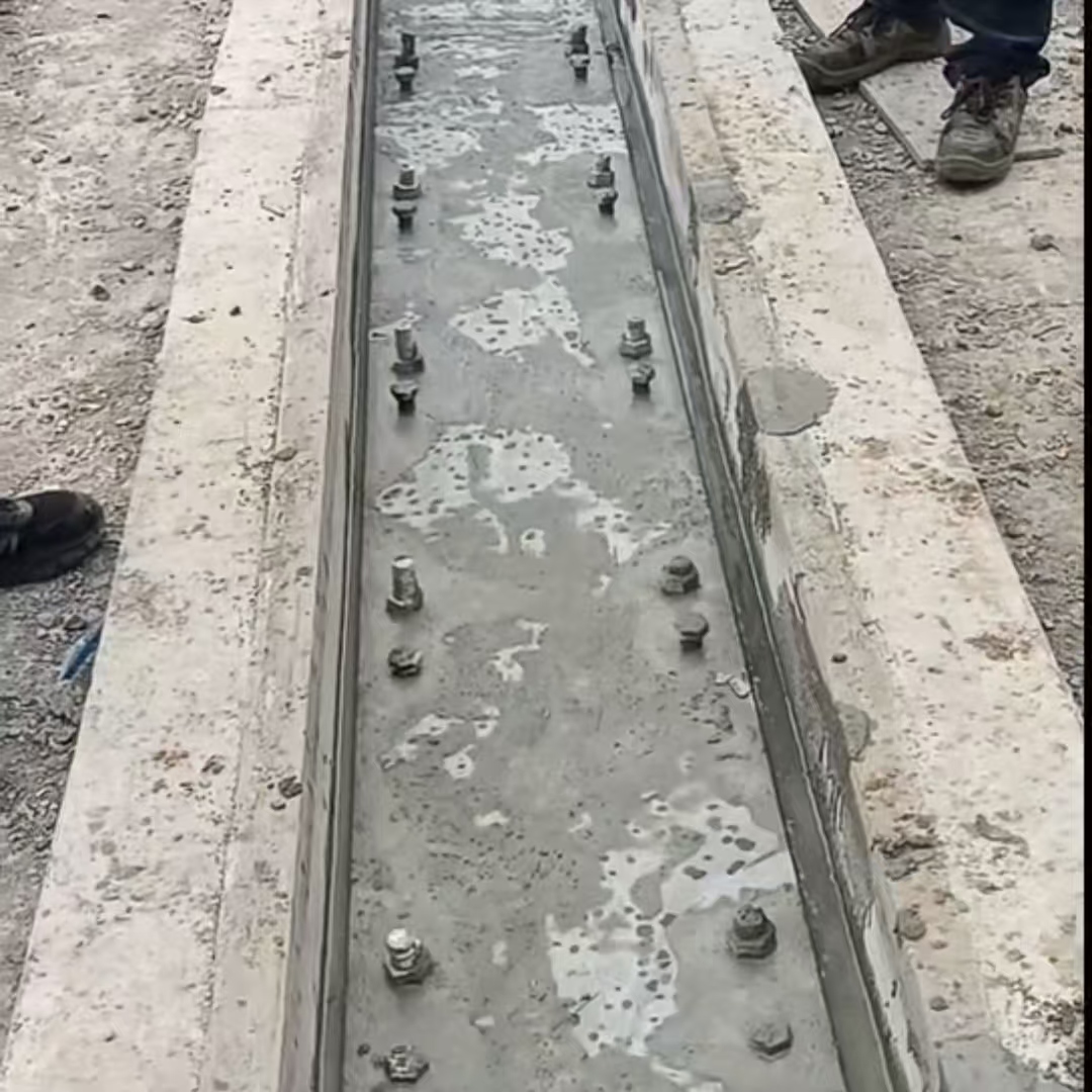建平港口码头起重机龙门吊重型机械设备稳固用早强快凝轨道胶泥